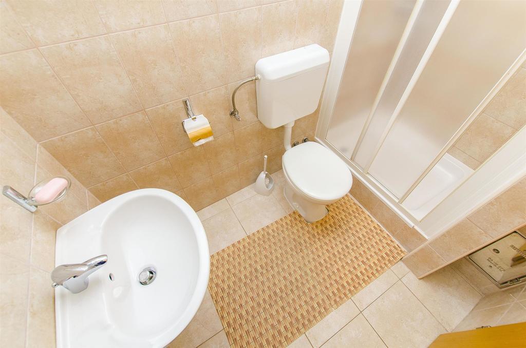 Apartments And Rooms Iva Трогир Экстерьер фото