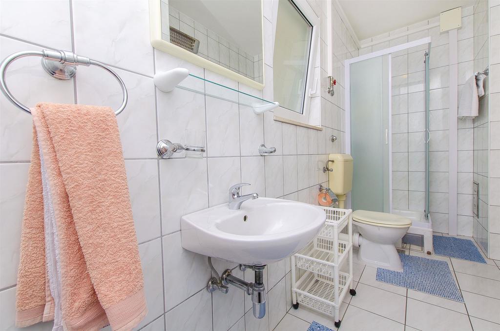 Apartments And Rooms Iva Трогир Экстерьер фото